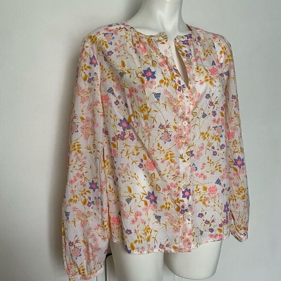 Gap Floral Button Down  - Picture 7 of 10